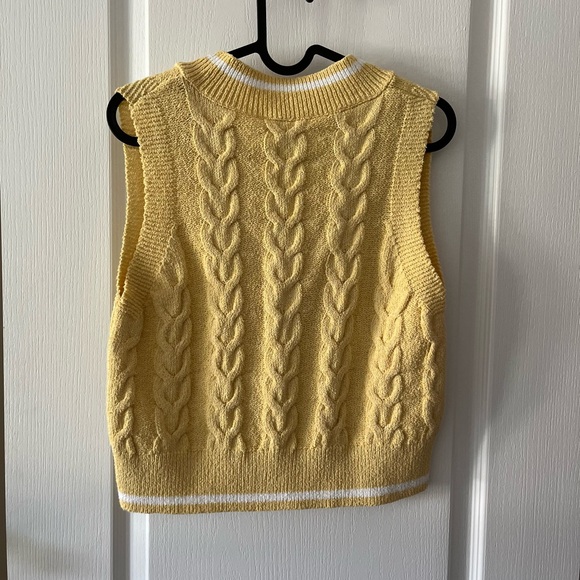 Yellow and white cotton Mango vest - Picture 2 of 4